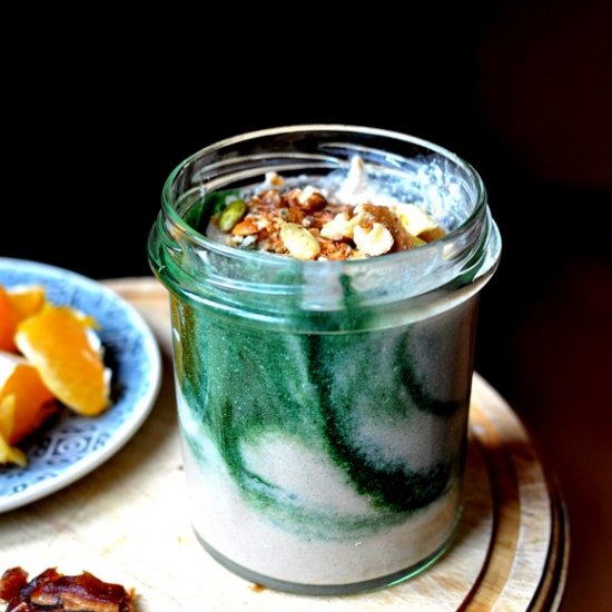 Banana and Tofu with Spirulina Swirl