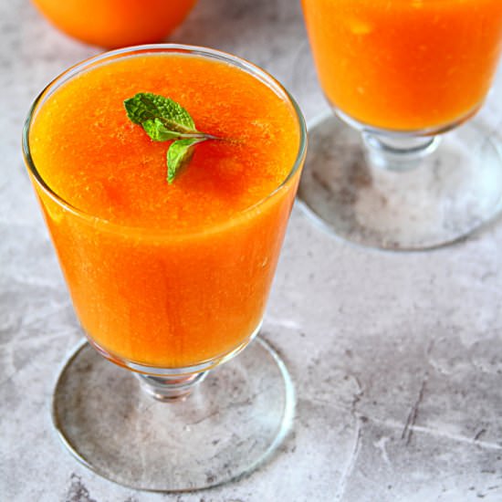 Papaya, Orange & Turmeric Smoothie