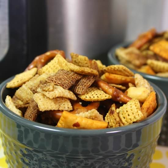 Slow Cooker Chex Mix