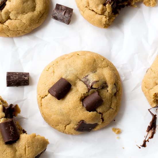 Peanut Butter Chunk Cookies