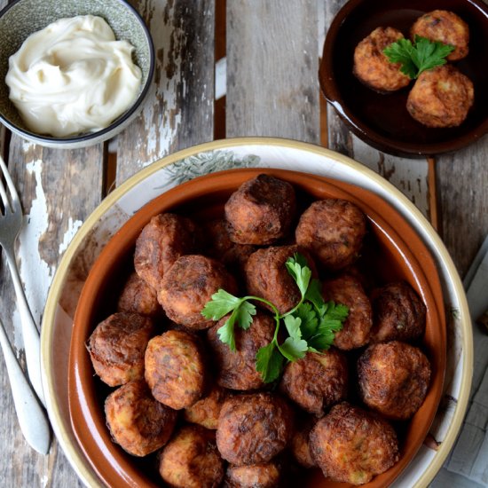 Salt Cod Fritters with Aioli