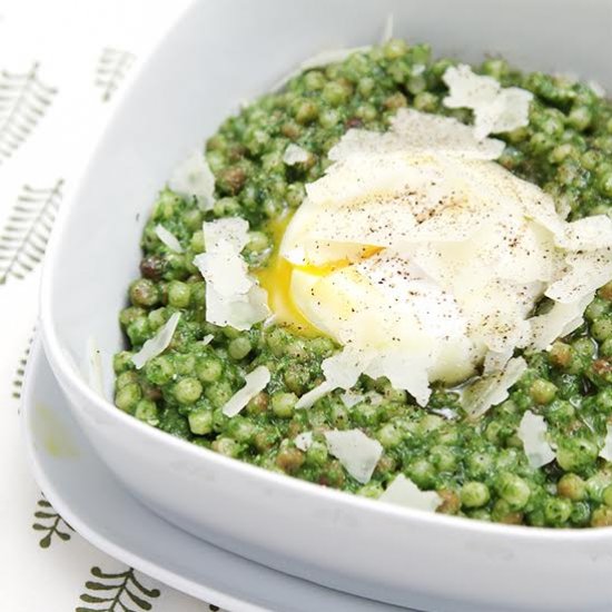 Fregola with kale pesto