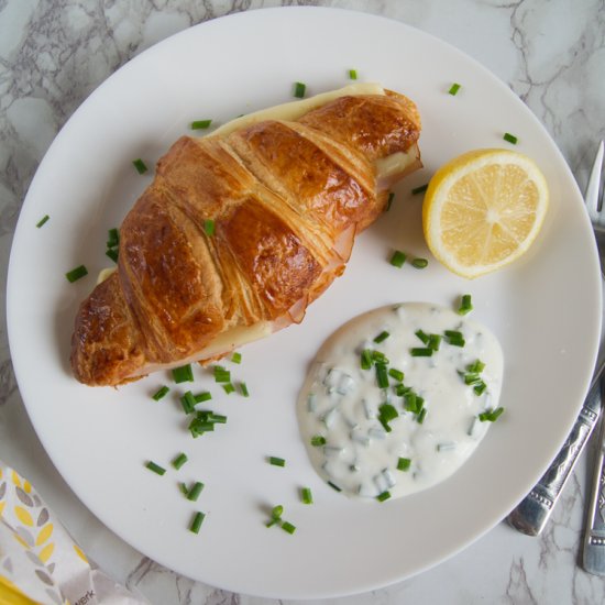 Breakfast Croissant (in German)