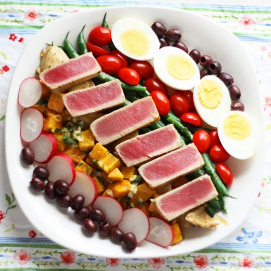 Salade Niçoise with Seared Ahi Tuna