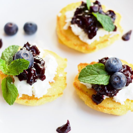 Cornmeal Cakes with Fig Chutney