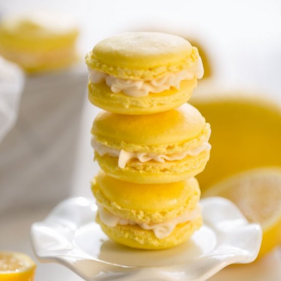 LEMON MACARONS