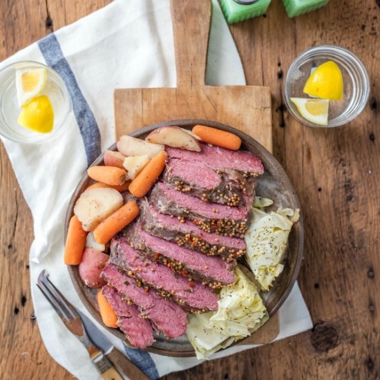 Slow Cooker Corned Beef & Cabbage