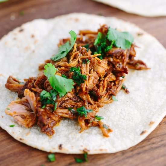 Slow Cooker Pulled Pork Tacos