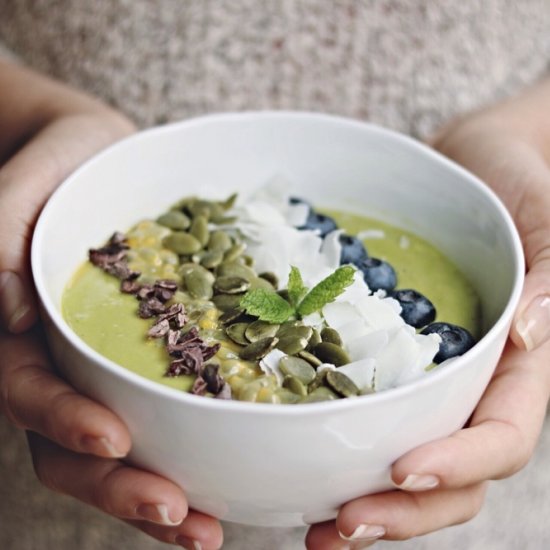 Green smoothie bowl