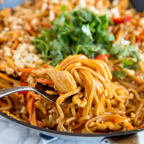 Spicy Thai Noodles with Chicken