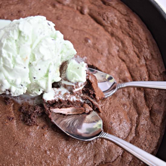 Flourless Chocolate Skillet Cake