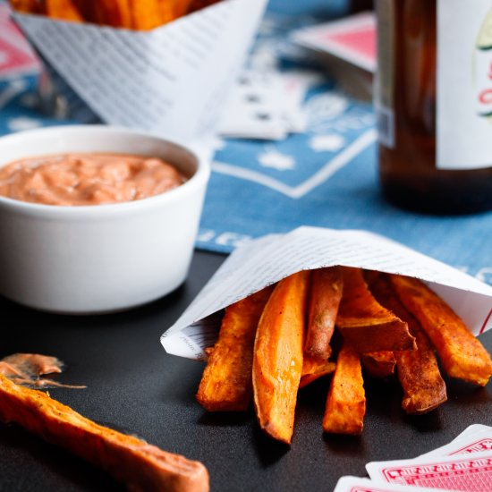 Sweet Potato Fries & Dipping Sauce