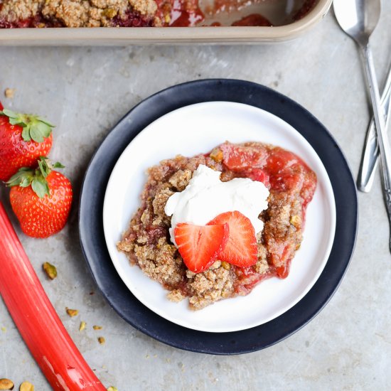 Strawberry Rhubarb Crisp