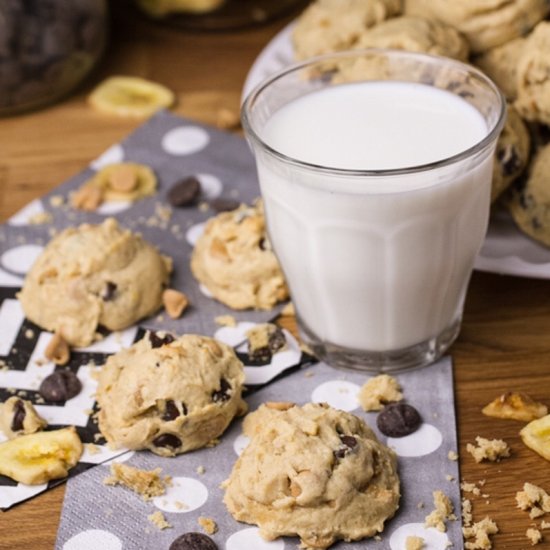 Peanut Butter Banana Chip Cookies