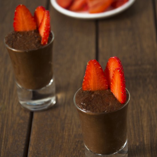 Avocado Rasin Chocolate Mousse