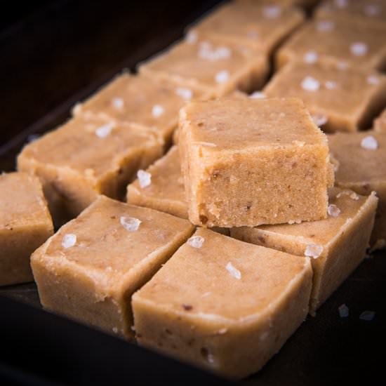 Creamy Caramel Fudge