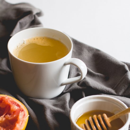 Grapefruit, Ginger + Honey Tonic