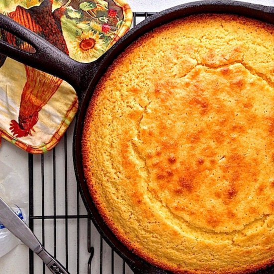 Buttermilk Honey Skillet Cornbread