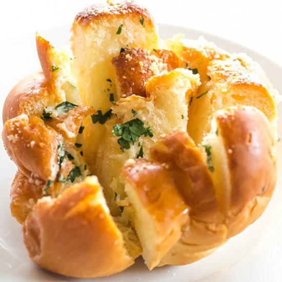 Pull-Apart Garlic Rolls