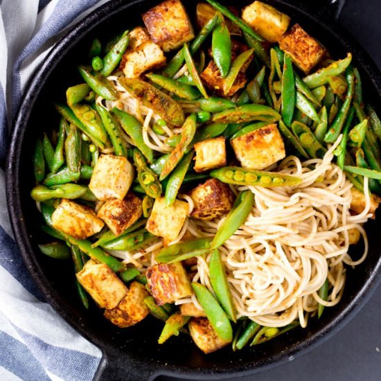 Chinese Tofu Veggie Chow Mein