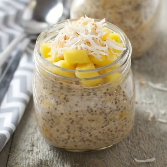 Coconut Mango Overnight Oats