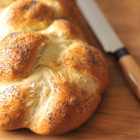 Challah – Braided Jewish Egg Bread