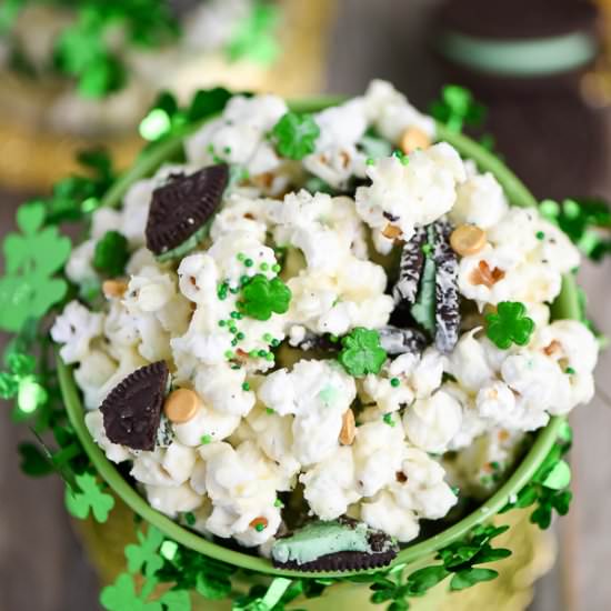 Mint Oreo Popcorn