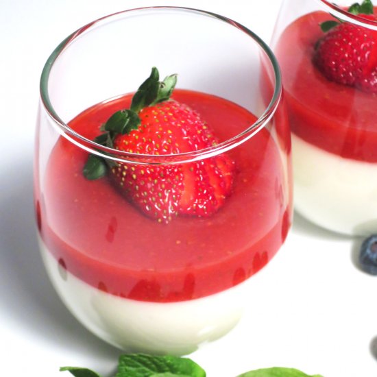 Panna Cotta with Strawberry Sauce