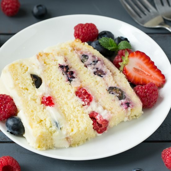 Berry Chantilly Cake