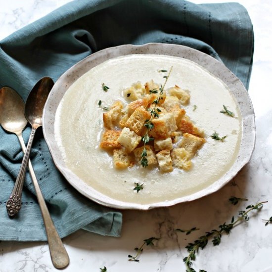 Jerusalem Artichoke Soup with Thyme