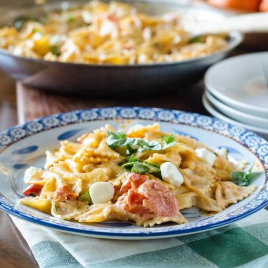 Creamy Caprese Pasta