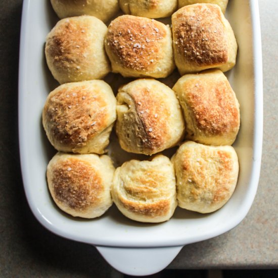 Soft and Chewy Dinner Rolls