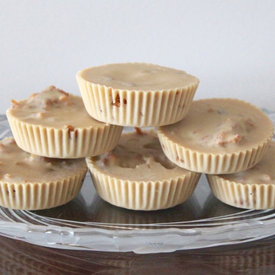 Tahini Date Caramel Cups