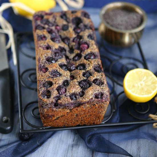 Einkorn Chia Poppy Loaf Cake