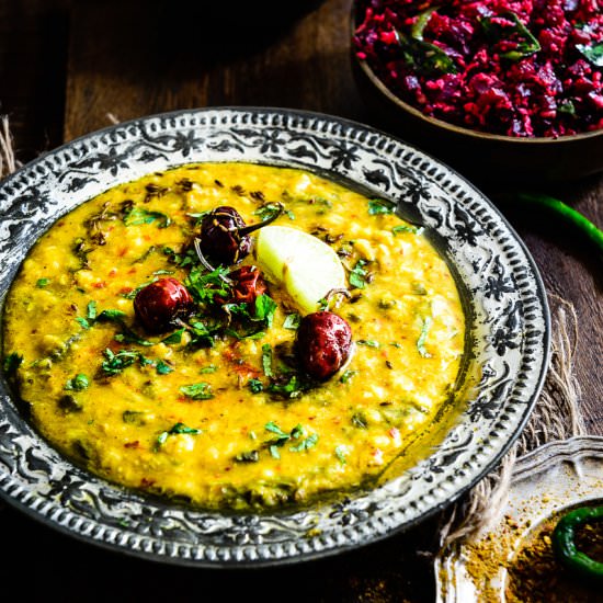 Tangy Spinach Lentil Curry