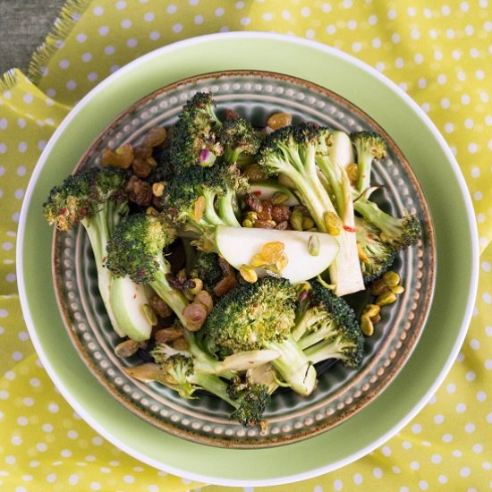 Sweet Sambal Broccoli & Green Apple Salad