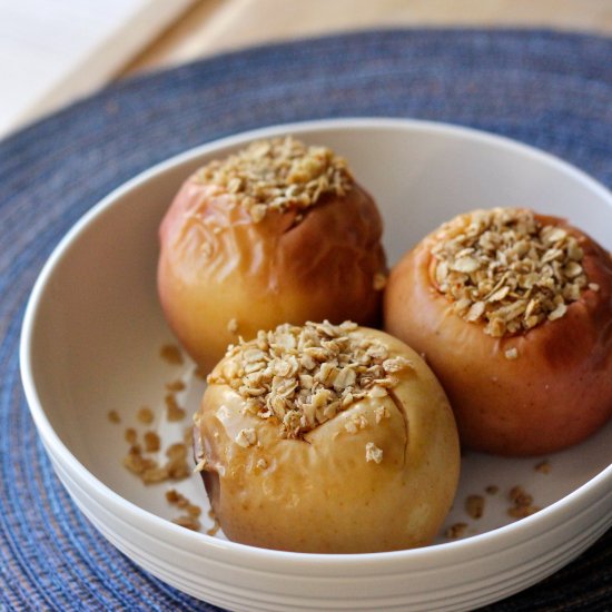 Guilt-Free Caramel Baked Apples