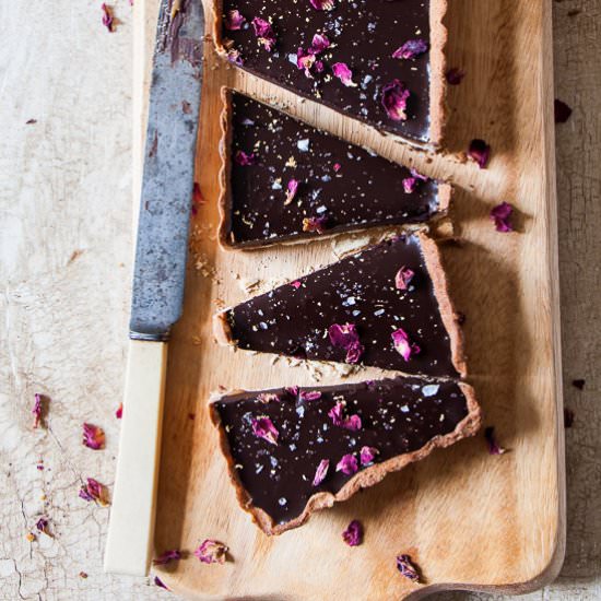 CHOCOLATE CARAMEL AND ROSE TART