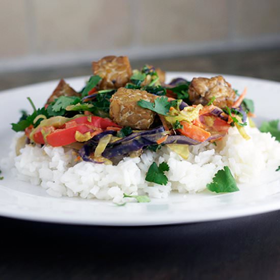 Tempeh Stir Fry With Peanut Sauce