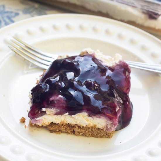 Easy Blueberry Cheesecake Dessert