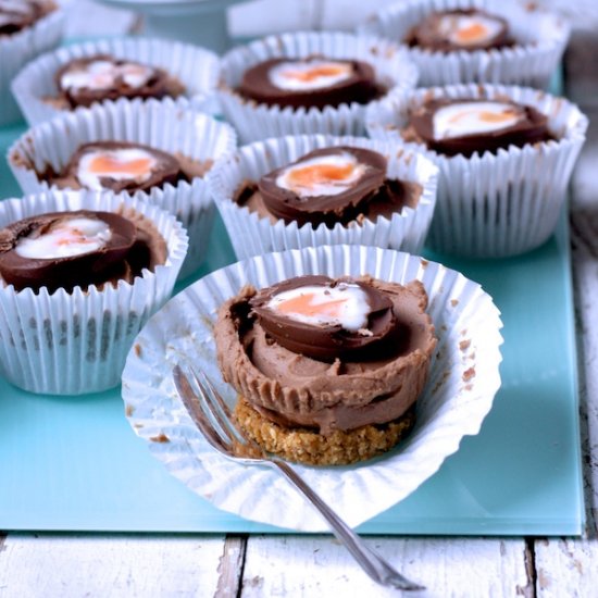 Creme Egg Mini Choc Cheesecakes