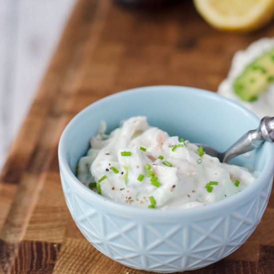 Curd with Smoked Salmon and Avocado