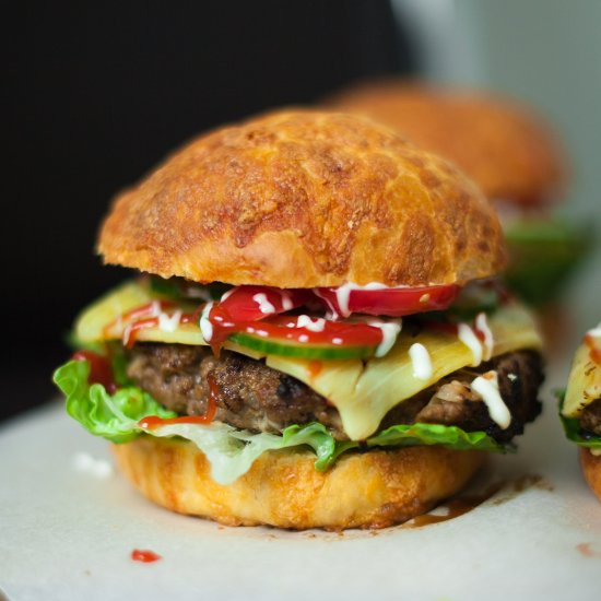 Beef Burger with Hummus and Vegs