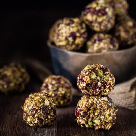 Superfood Energy Bites