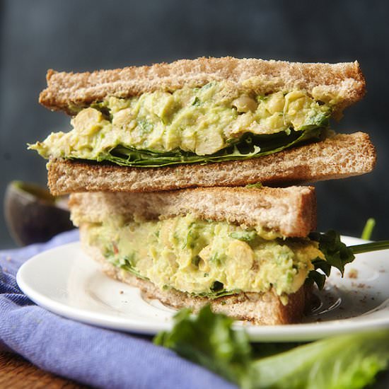 Smashed Chickpea & Avocado Salad