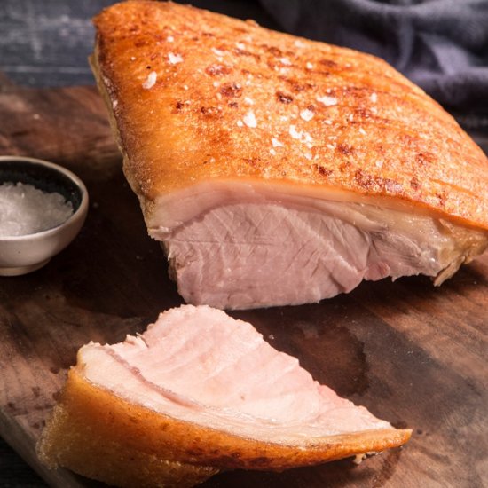 Roast pork with crackling