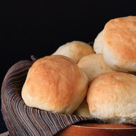 The Best Dinner Rolls