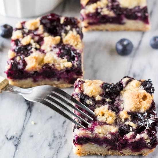 Blueberry Crumble Bars