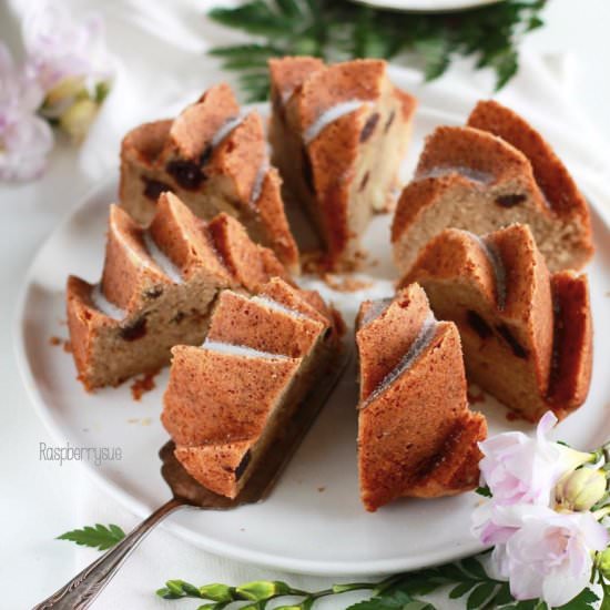 Applesauce Cake