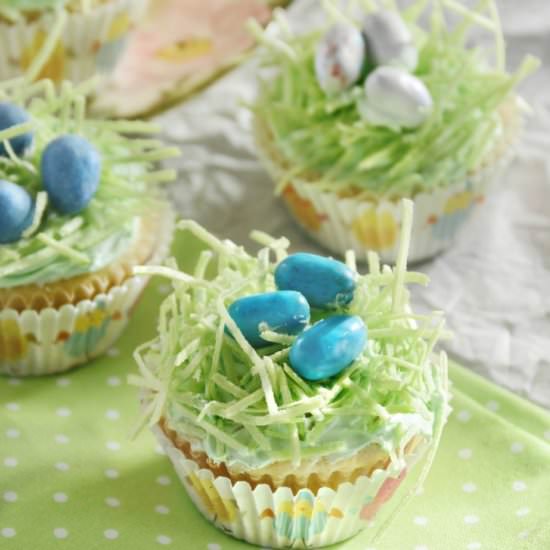 Bird’s Nest Cupcakes